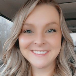 Meet your Posher, Misti